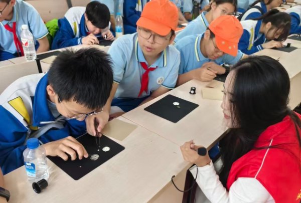 组建多支特色技能志愿服务队